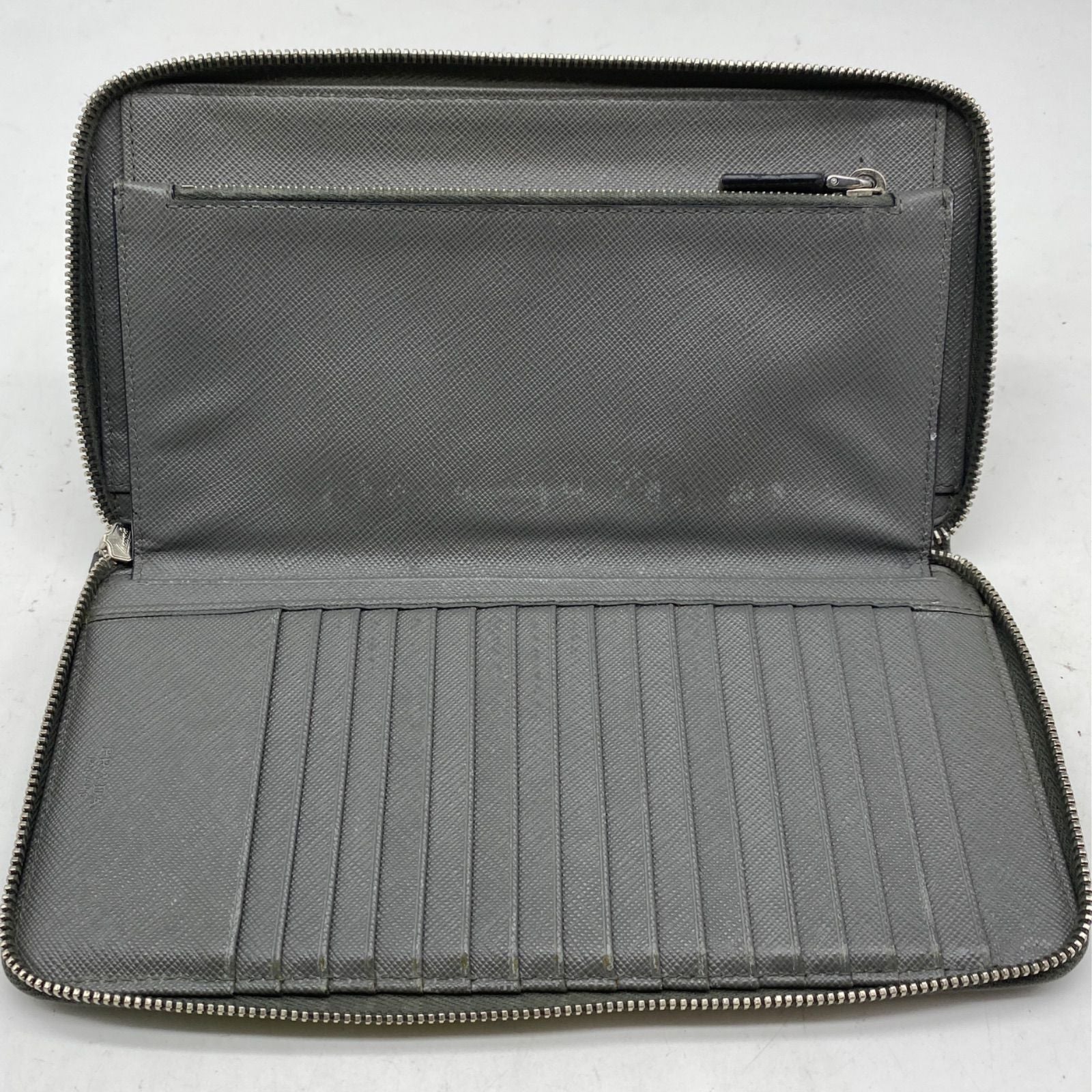 Prada Organizer Wallet Bifold Saffiano — view 6