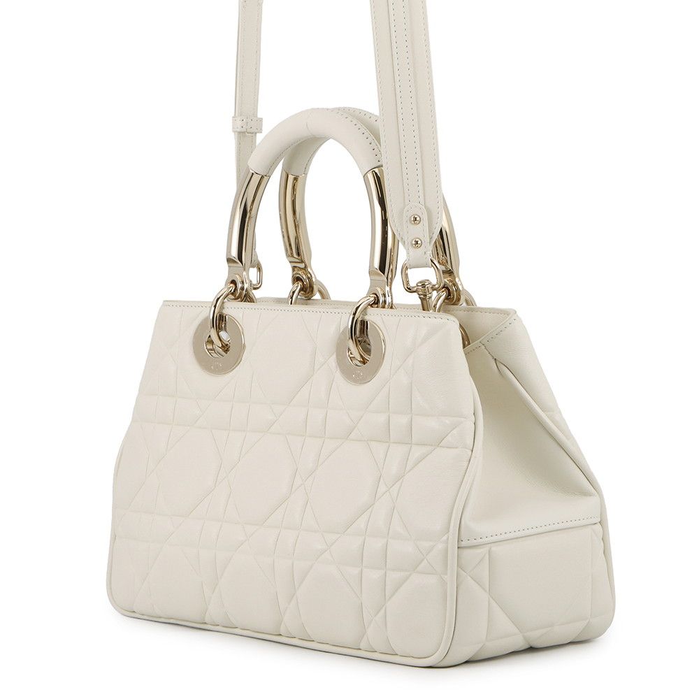 Dior Handbag Cannage 95.22 Calf Leather 2-Way White — view 2