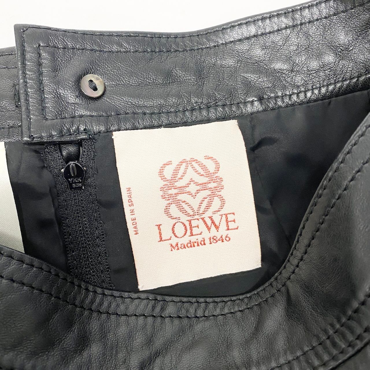 Loewe Leather Skirt Knee Length Flower Motif Floral Pattern 38 Black — view 9