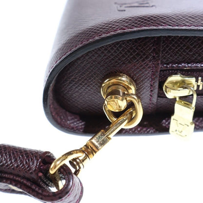 Louis Vuitton Taiga Baikal Grizzly Clutch — view 6