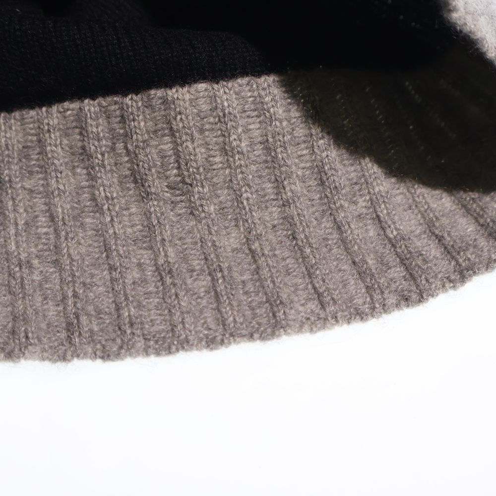 Chanel CC Logo Knit Hat Beanie Gray Black — view 8