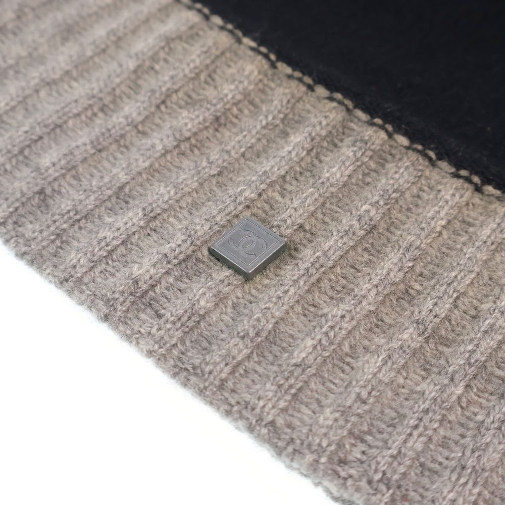 Chanel CC Logo Knit Hat Beanie Gray Black — view 6