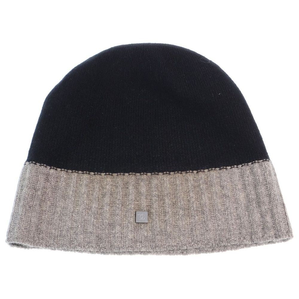 Chanel CC Logo Knit Hat Beanie Gray Black — view 2