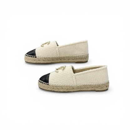 Chanel Flat Shoes Fabric Leather Ivory Black CC Logo Espadrille Chain — view 3