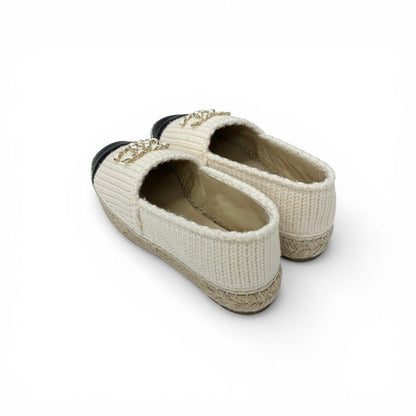 Chanel Flat Shoes Fabric Leather Ivory Black CC Logo Espadrille Chain — view 4
