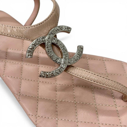 Chanel Sandals Shoes Leather Pink Silver CC Logo Quilted Thong — view 9