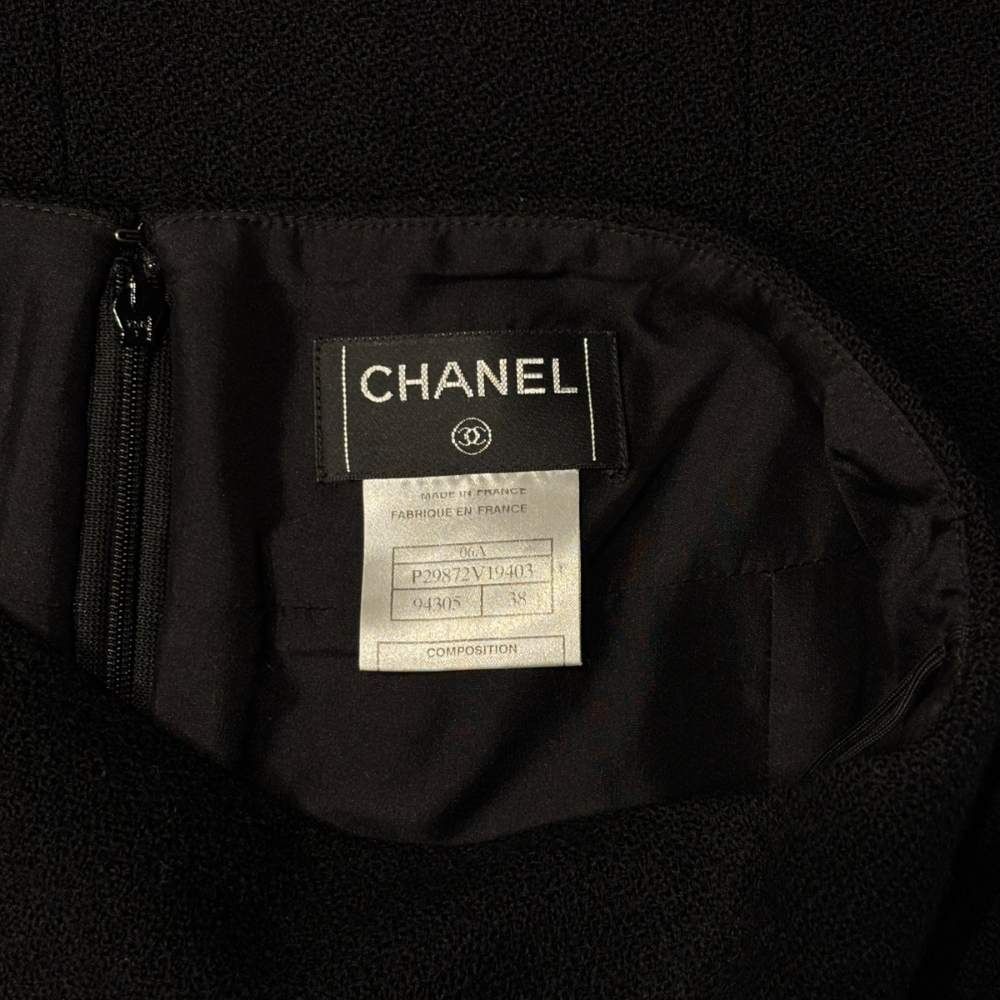 Chanel Skirt CC Logo Knee Length Black 38 — view 4