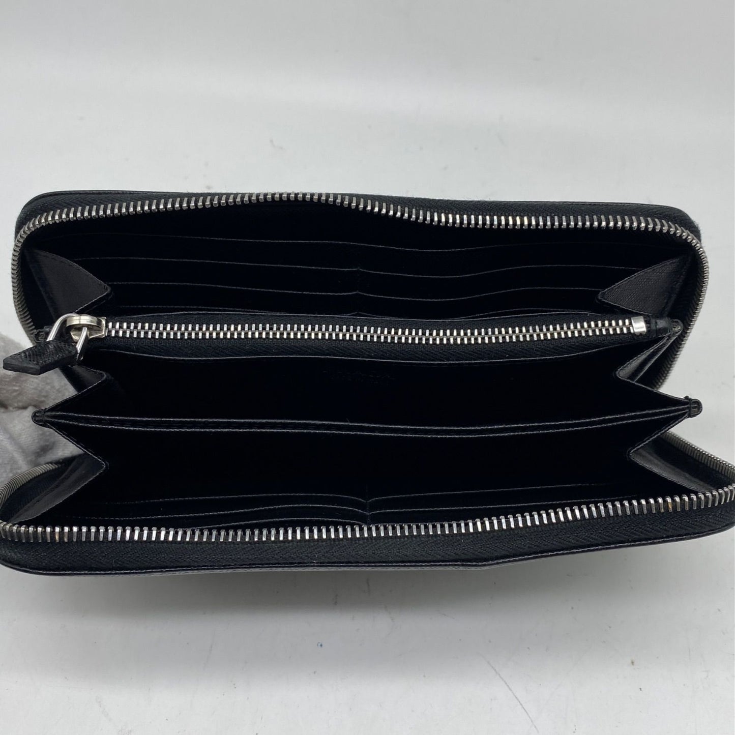 Prada Round Wallet Saffiano Black — view 6