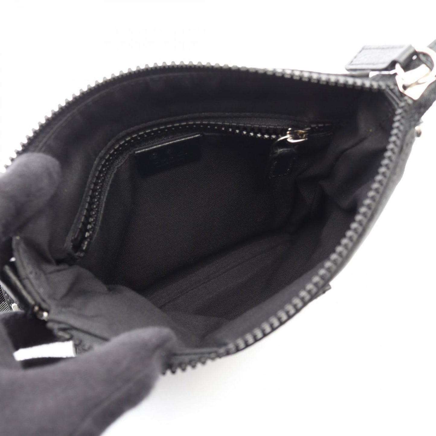 Gucci Shoulder Bag GG Pattern Black Nylon Leather — view 3