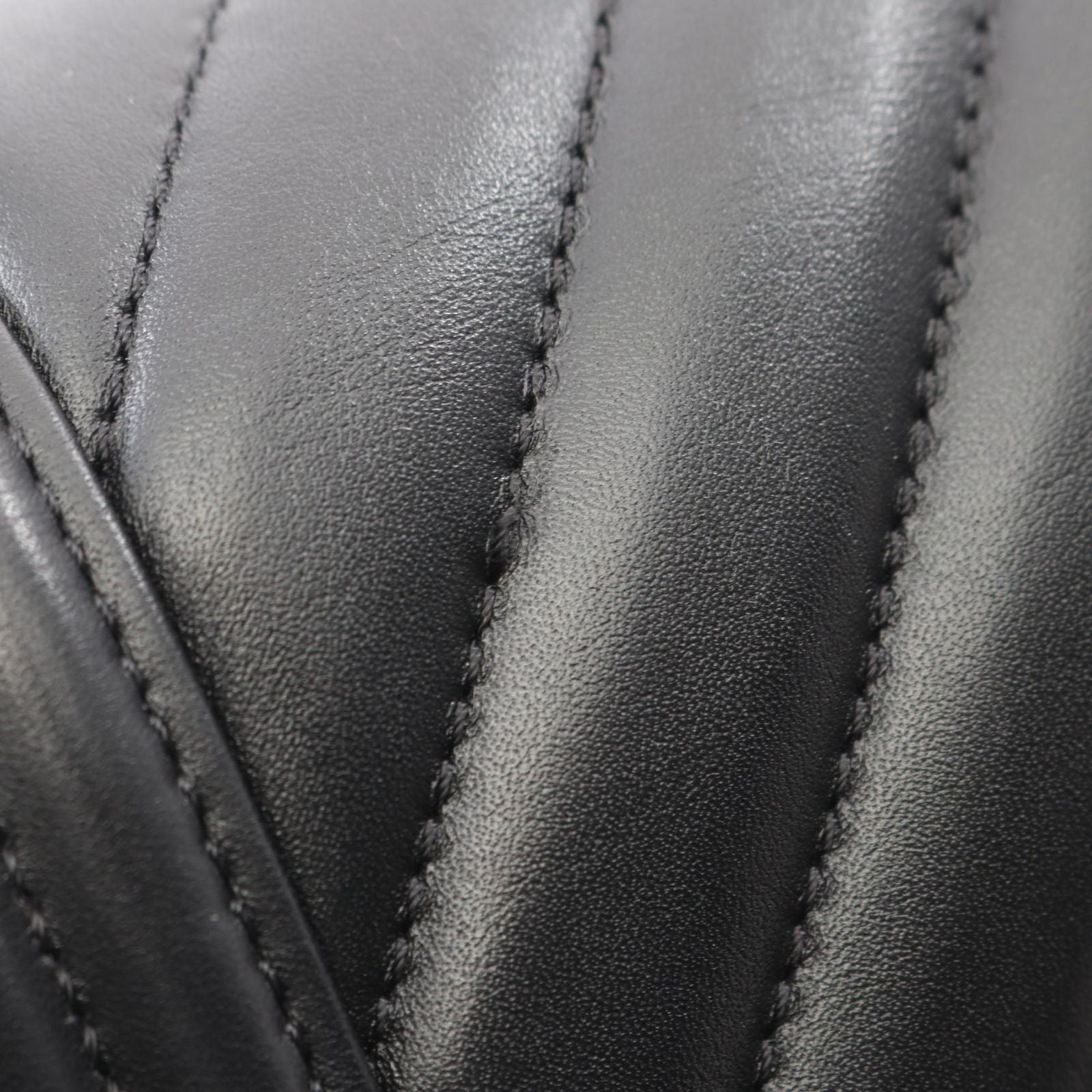 Chanel Shoulder Bag Small Blanc Stitch Black Lambskin Chain — view 8