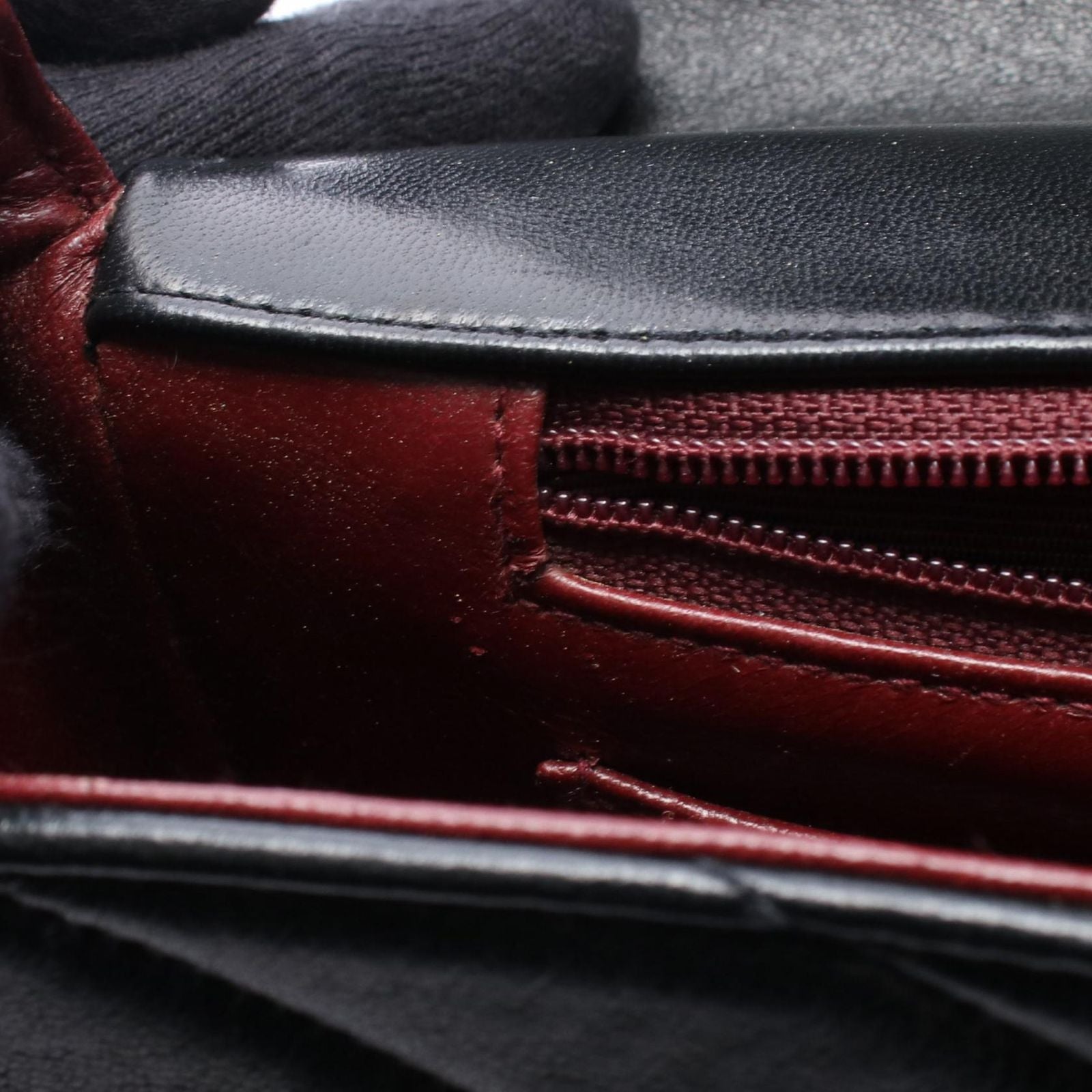 Chanel Shoulder Bag Blanc Stitch Black Lambskin — view 5