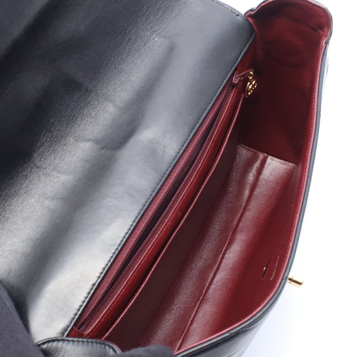 Chanel Shoulder Bag Blanc Stitch Black Lambskin — view 3