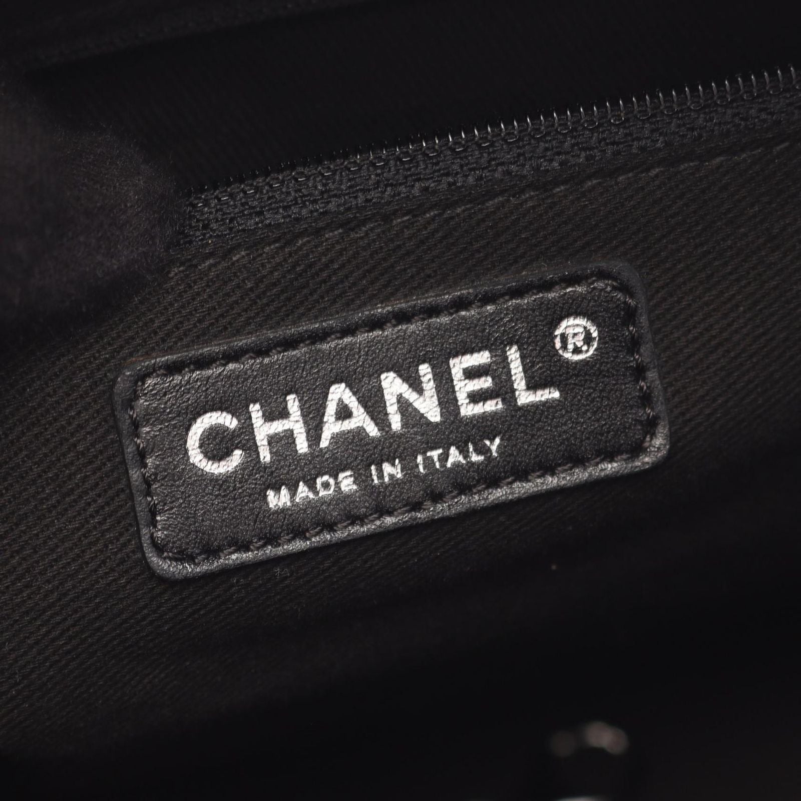 Chanel Tote Paris New York Line Black Nylon Leather — view 4