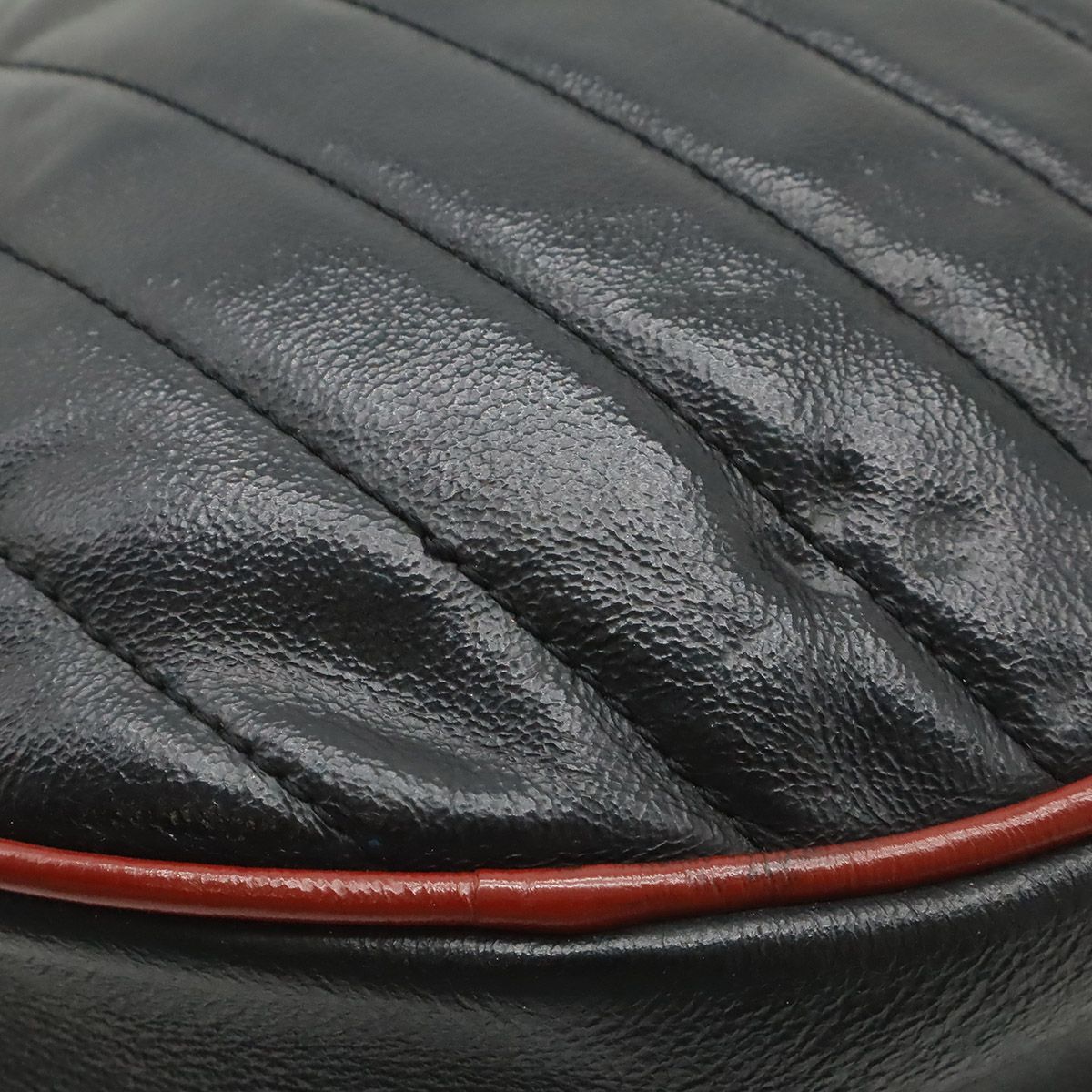 Gucci GG Marmont Round Mini Shoulder Bag Chain Quilted Leather Black Red Gold — view 8