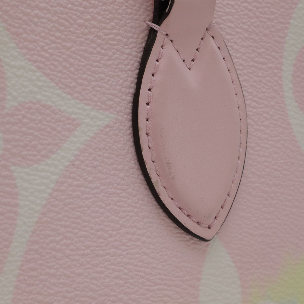Louis Vuitton LV Escale On The Go GM Tote 2-Way Shoulder Bag Pastel — view 5