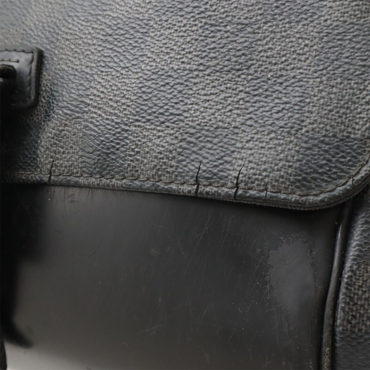 Louis Vuitton Damier Graphite Messenger PM Shoulder Bag — view 4