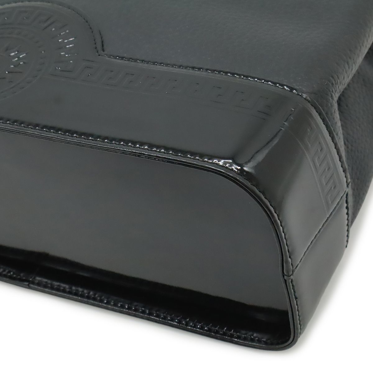 Versace Gianni Sunburst Handbag Leather Enamel Black Gold — view 3