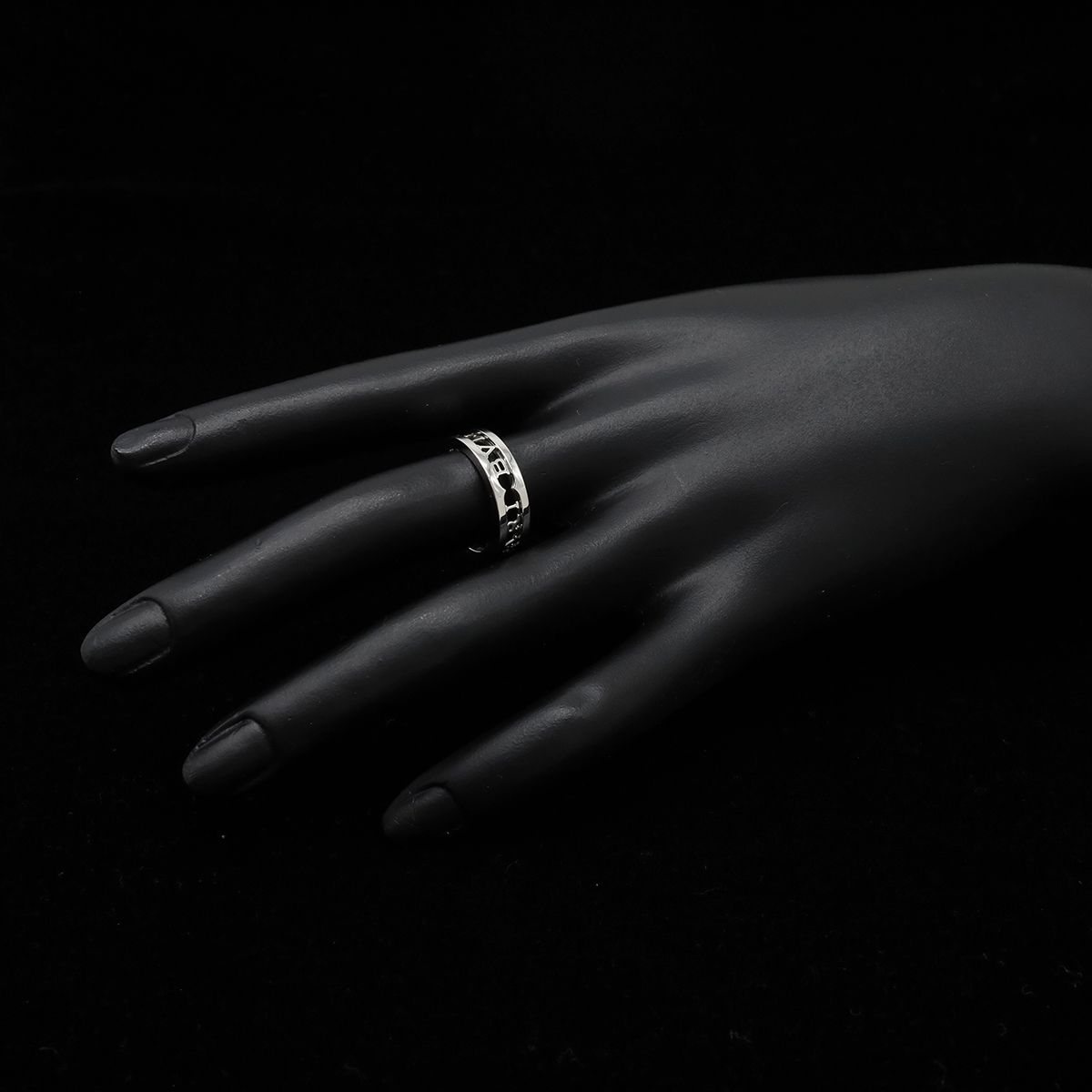 Bvlgari B-zero One Logo Spiral Open Work Band Ring 18k White Gold — view 6