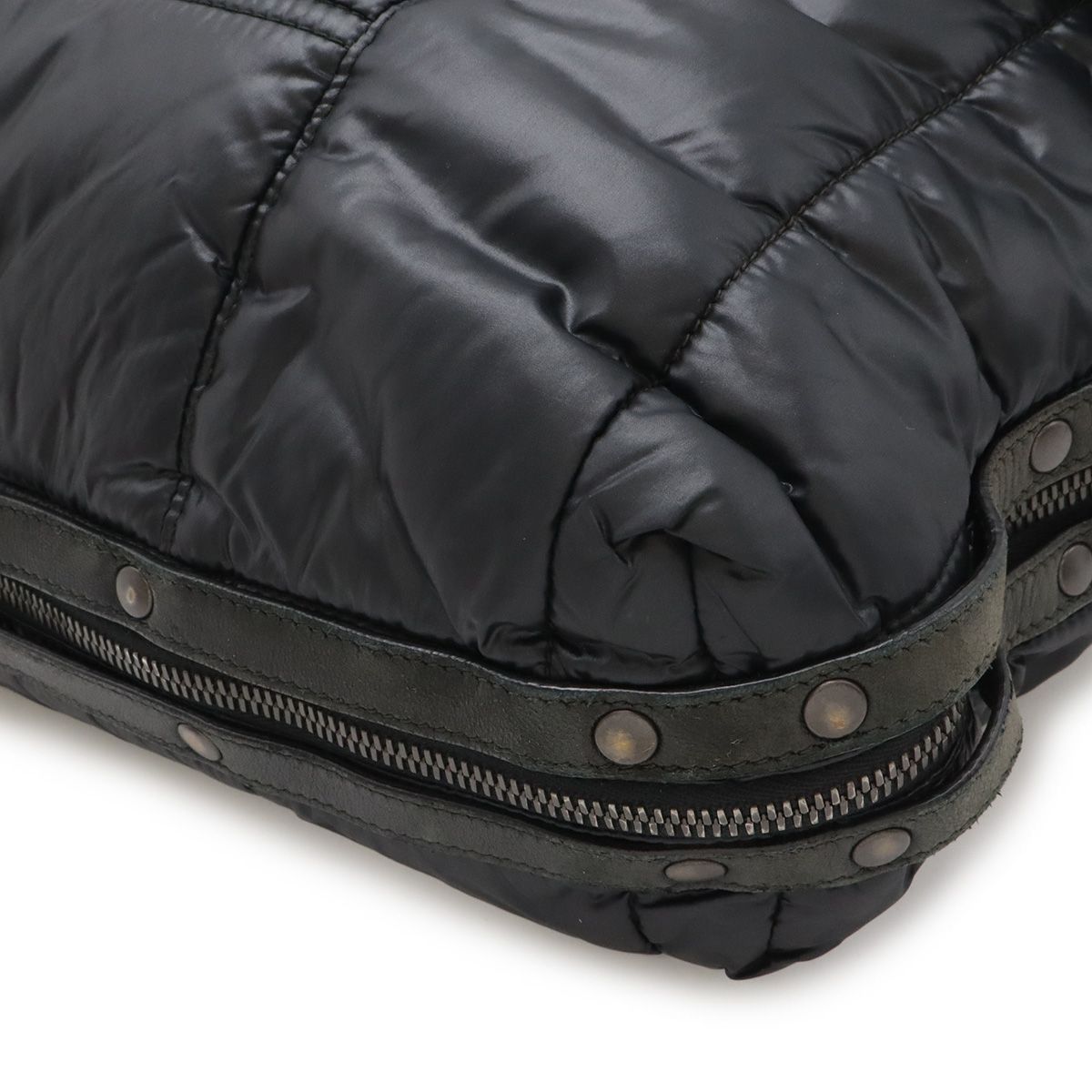 Bottega Veneta Spinner Shoulder Bag Nylon Leather Black — view 3