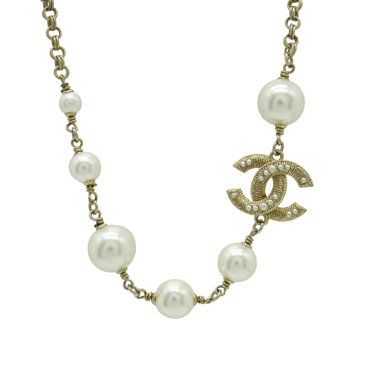 Chanel CC Logo Faux Pearl Necklace Pendant Gold Plated Ivory — view 5