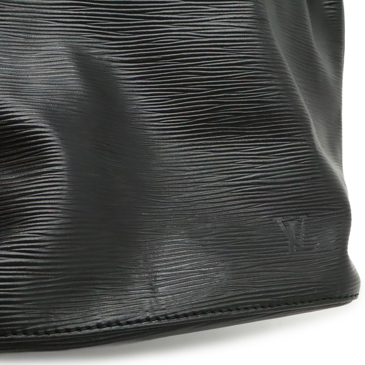 Louis Vuitton Epi Petit Noir Shoulder Bag Drawstring Black — view 8