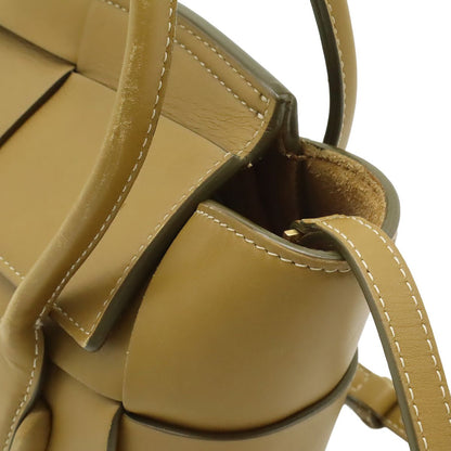 Bottega Veneta Maxi Intrecciato Mini the Arco 2-Way Shoulder Bag Leather — view 8