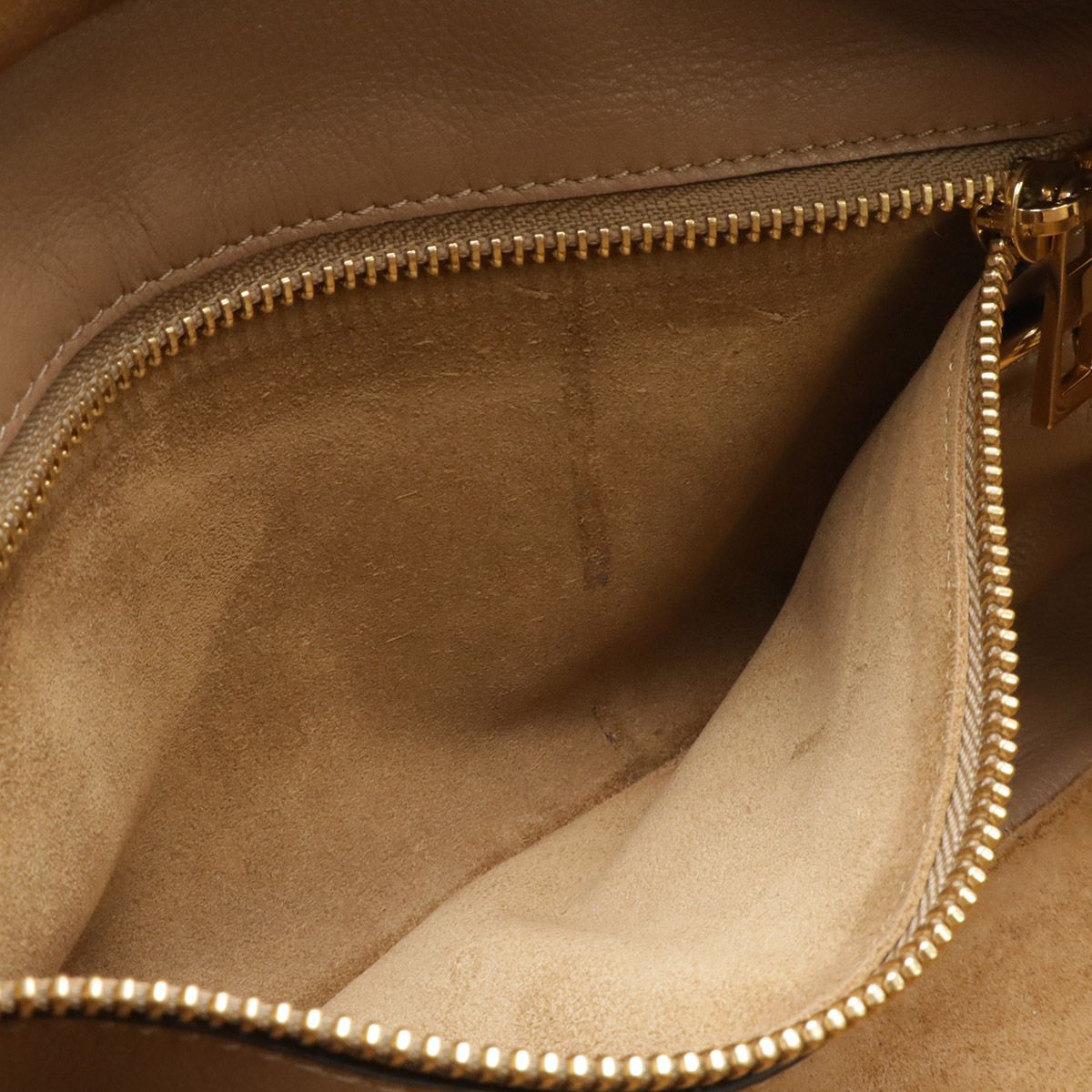 Loewe Amazona 28 Anagram Mini Boston Bag 2-Way Crossbody Leather Light Brown — view 9