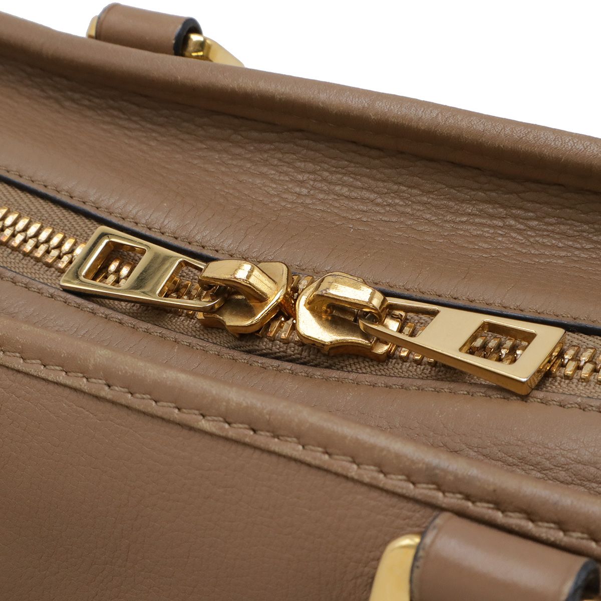 Loewe Amazona 28 Anagram Mini Boston Bag 2-Way Crossbody Leather Light Brown — view 4