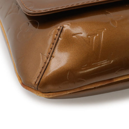 Louis Vuitton Monogram Vernis Thompson Street Shoulder Bag Blanc — view 3