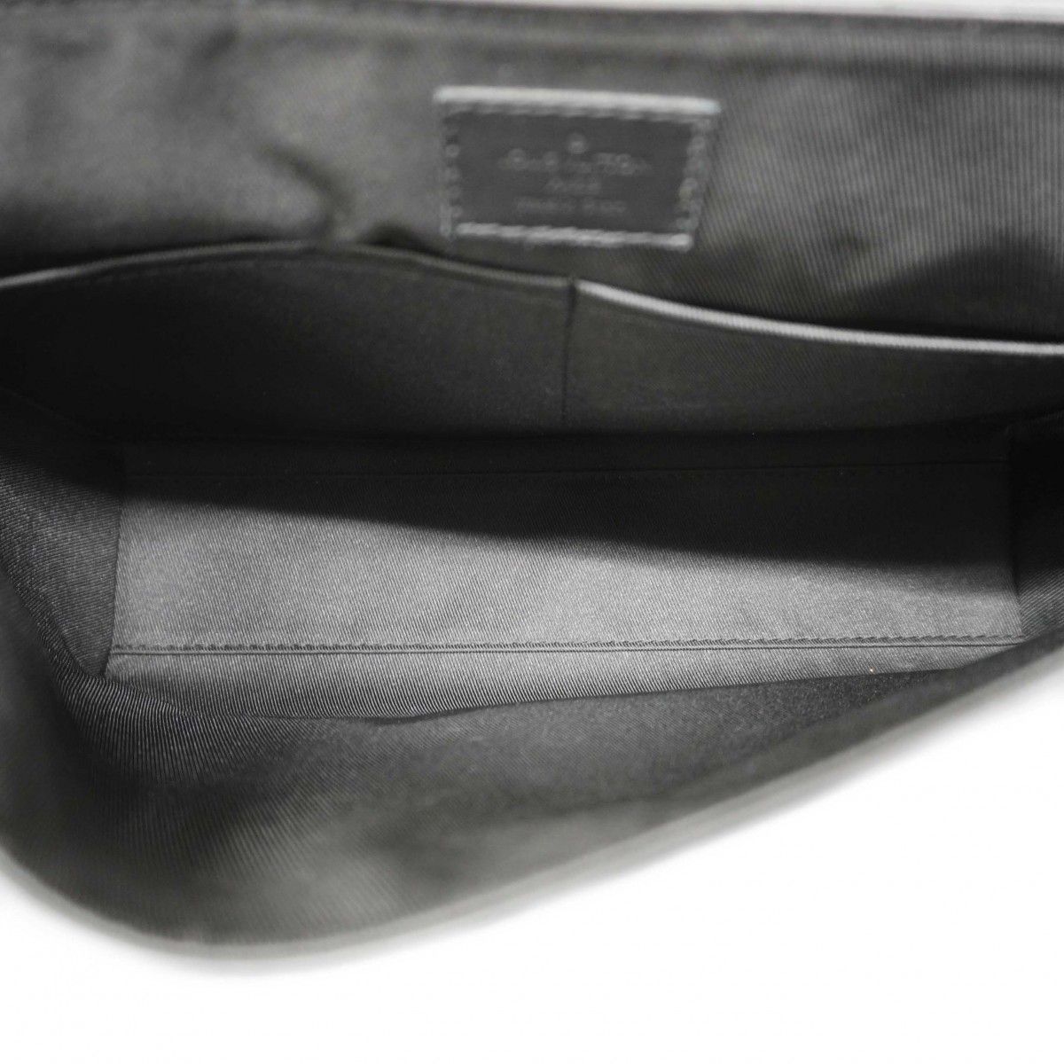 Louis Vuitton Shoulder Bag LV Aerogram Takeoff Messenger Noir — view 4
