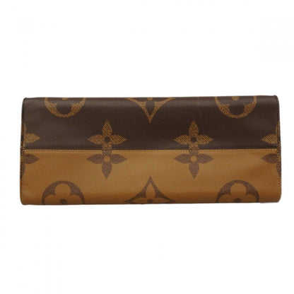 Louis Vuitton Tote Monogram Giant Reverse On The Go GM Brown 2-Way — view 3