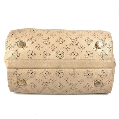 Louis Vuitton Handbag Seal PM Monogram Mahina Leather Beige — view 5