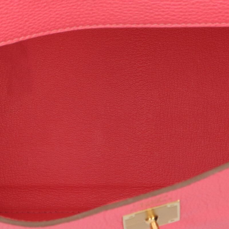 Hermes Kelly 35 Taurillon Clemence 2-Way Handbag 35 — view 3