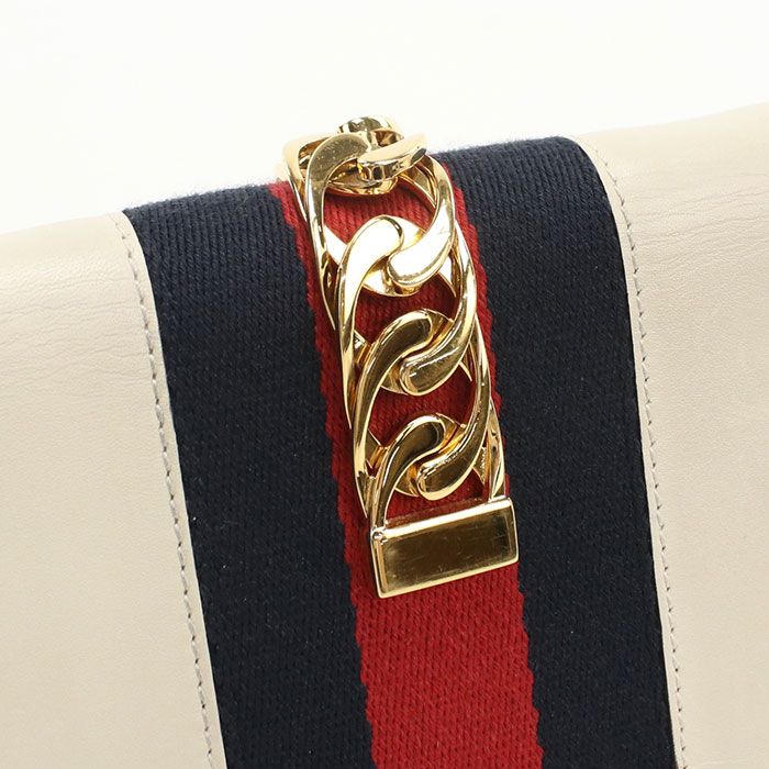 Gucci Mini Chain Shoulder Bag Sylvie Leather — view 6