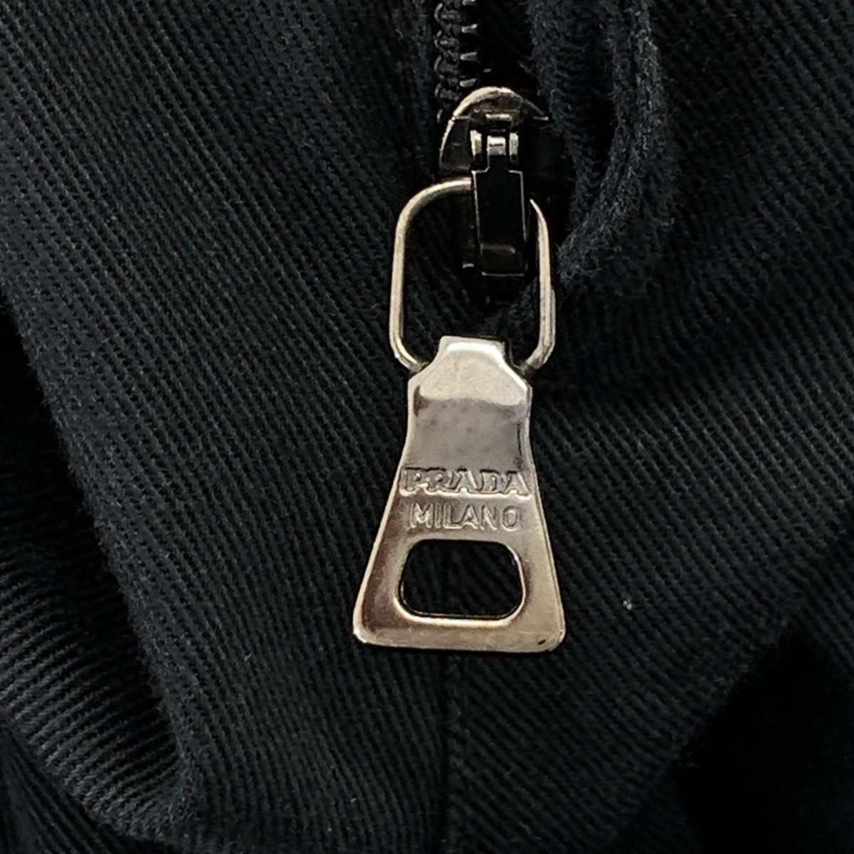 Prada Sport Double Strap Logo Zip Shorts 44 Dark Navy — view 9