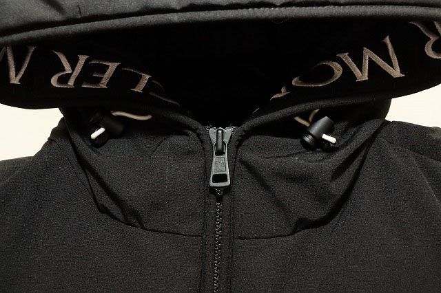 Moncler Montclar Giubbotto Black 4 Down Jacket Logo Hoodie — view 6