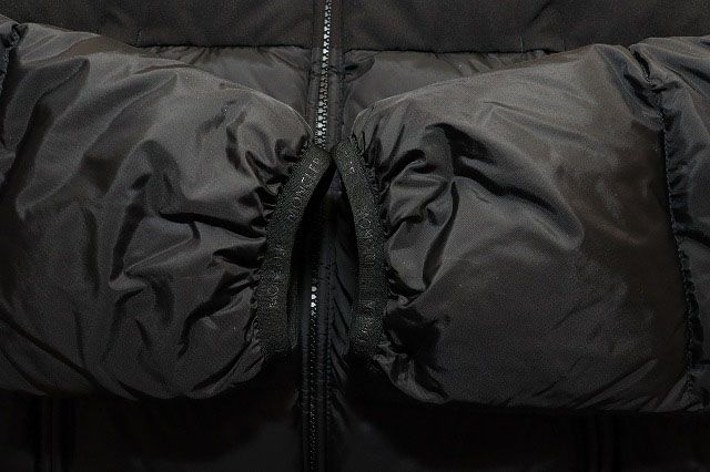 Moncler Montclar Giubbotto Black 4 Down Jacket Logo Hoodie — view 4