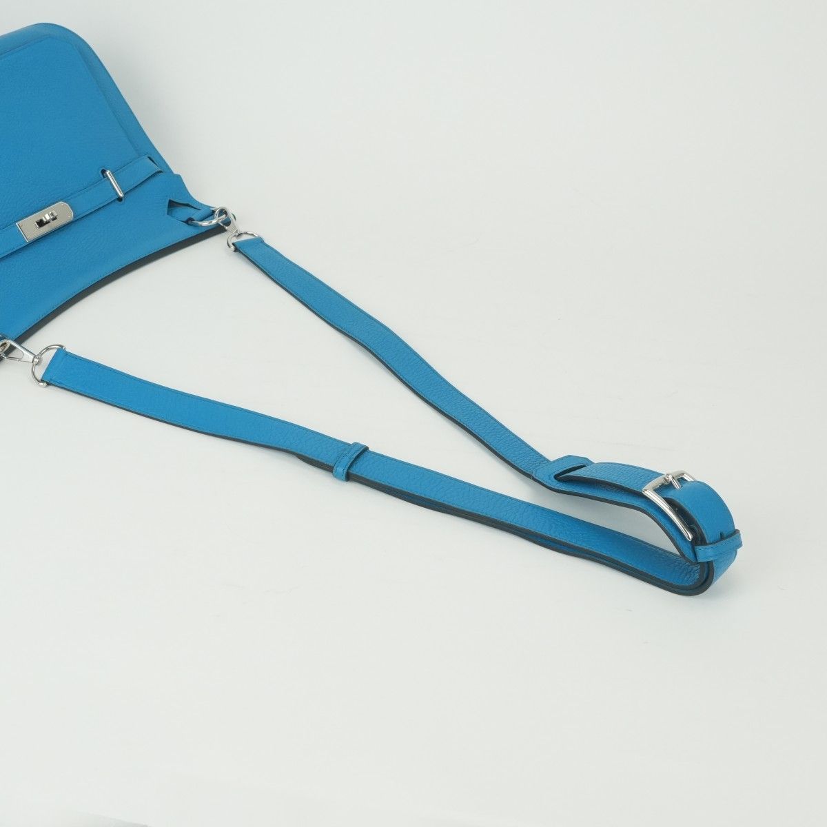 Hermes Gipsiere 28 Shoulder Bag Taurillon Clemence Blue Zanzibar Bluezanzibar — view 4
