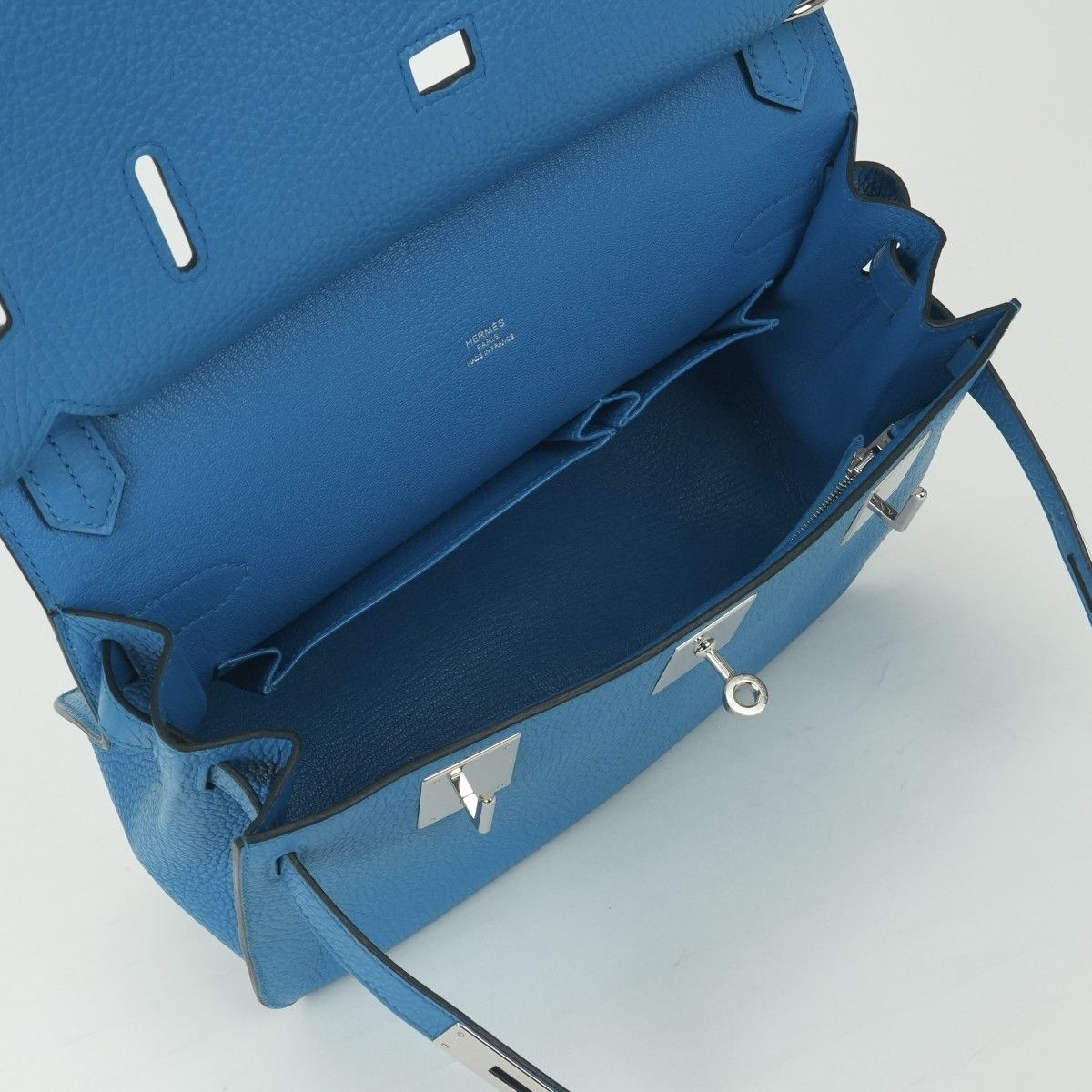 Hermes Gipsiere 28 Shoulder Bag Taurillon Clemence Blue Zanzibar Bluezanzibar — view 9