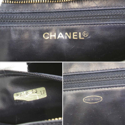 Chanel Bicolor Chain Shoulder Bag Leather White — view 6