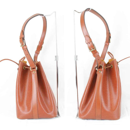 Louis Vuitton Noe Shoulder Bag Epi Leather Brown — view 3