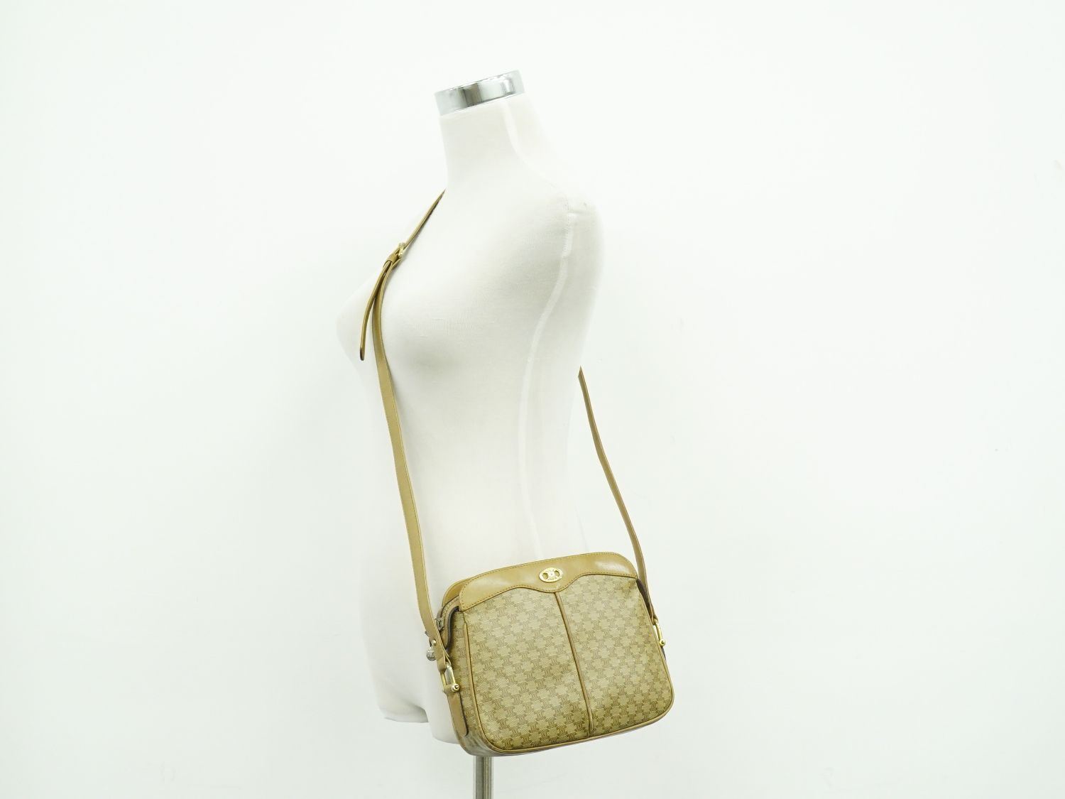 Celine Macadam Shoulder Bag Pochette Brown — view 6