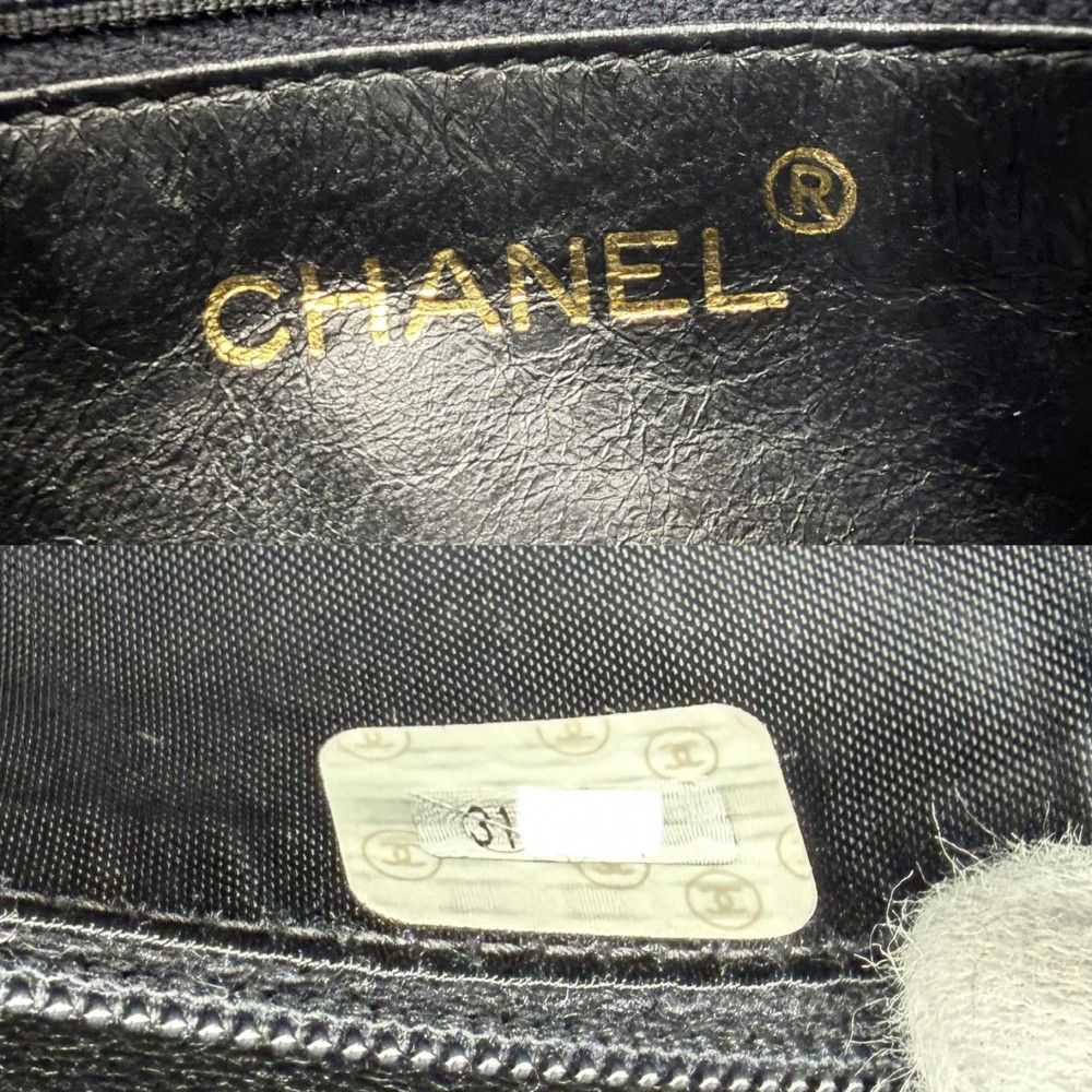 Chanel Shoulder Bag Quilted Chain Pochette Turnlock CC Logo Bag Caviar Leather — view 5