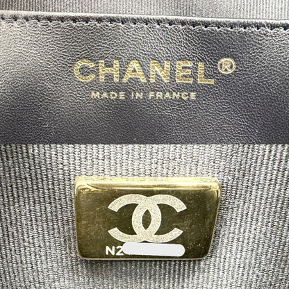 Chanel Shoulder Bag CC Logo Double Chain Turnlock Bag Crossbody Tweed Wool — view 5