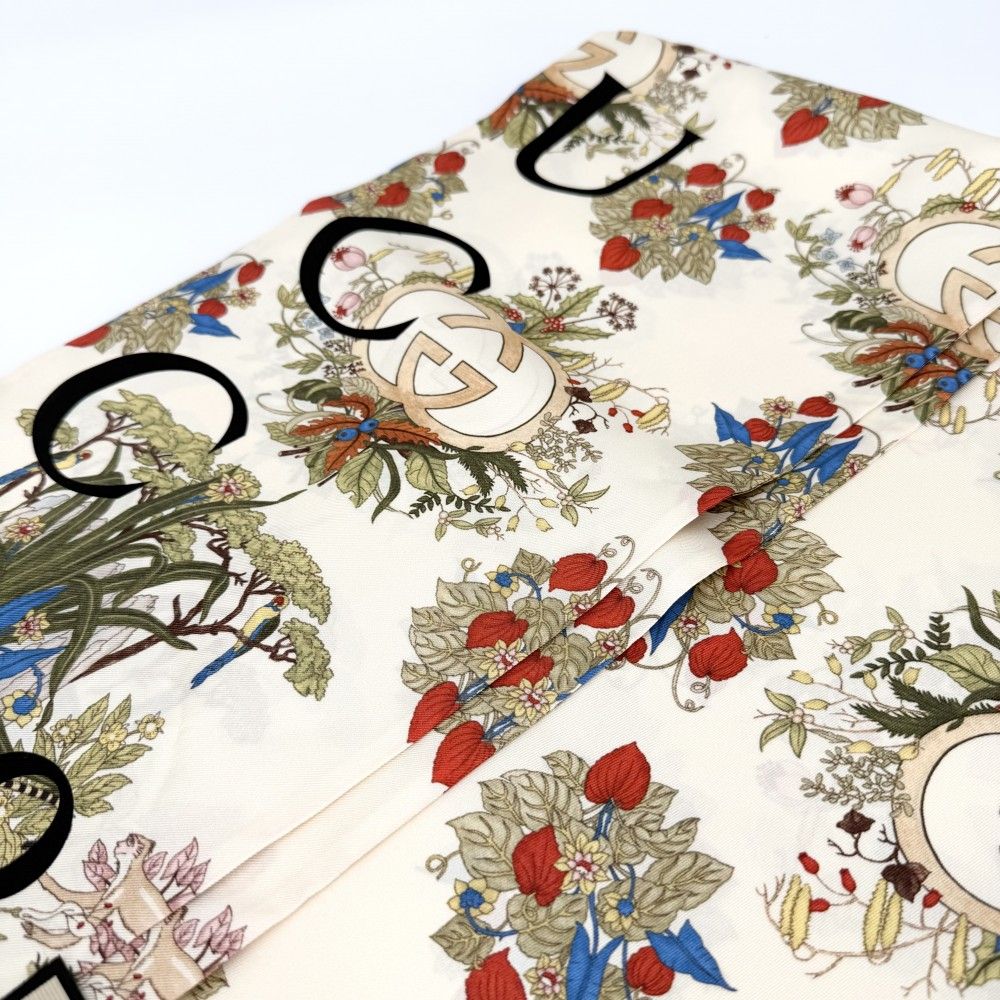 Gucci Shawl Anniversary Floral Pattern Large Scarf Flower Silk Beige Red — view 5