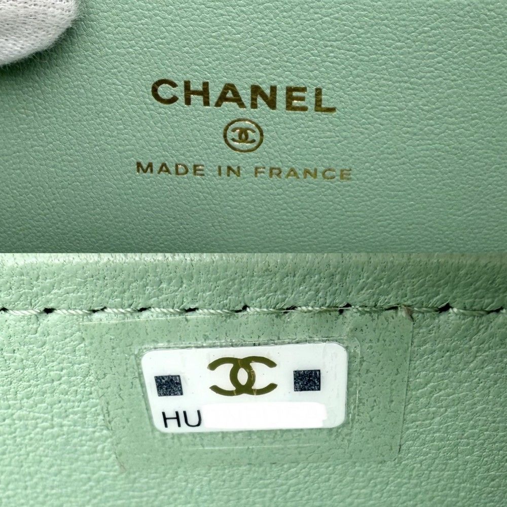 Chanel 2-Way Quilted Vanity Chain Shoulder Bag Mini Pochette Crossbody CC Logo — view 5