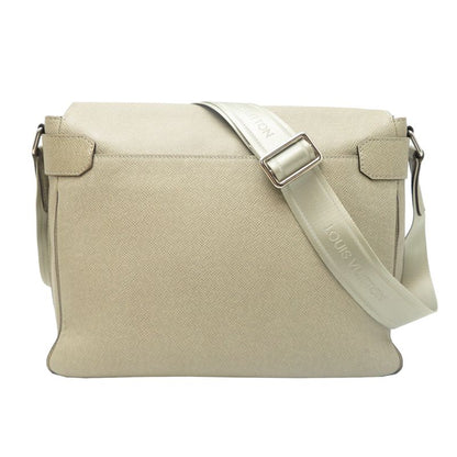 Louis Vuitton Shoulder Bag — view 2