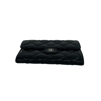 Chanel Quilted CC Logo Lambskin Leather Bifold Wallet Black — view 6