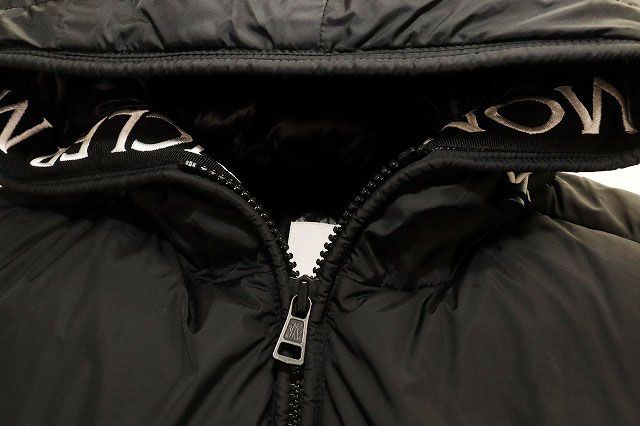 Moncler Montcla Black 1 Down Jacket Logo Hoodie — view 5