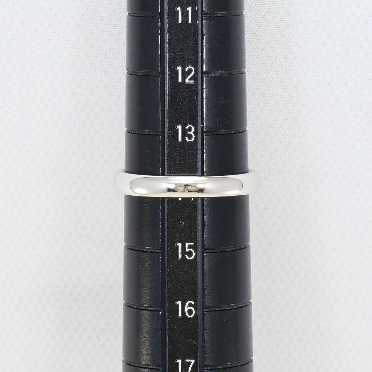 Tiffany & Co Platinum Ring — view 6